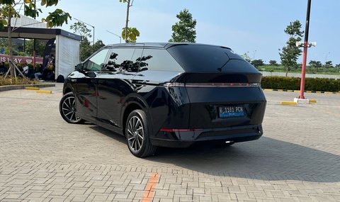Xpeng X9 diperkirakan akan memiliki harga mulai dari Rp 990 juta hingga Rp 1,09 miliar.