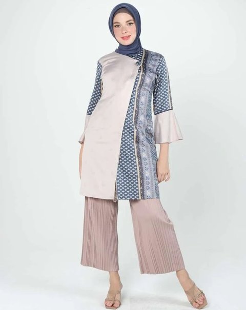 ilustrasi tunik batik