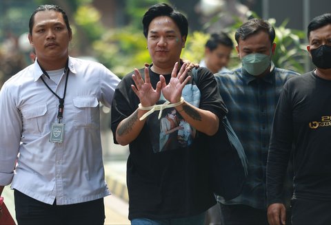Mail Syahputra saat  tiba di Gedung Kejaksaan Negeri Jakarta Selatan, Kamis (05/06/2025).