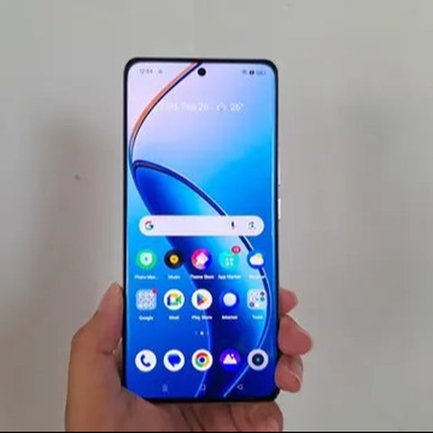 Penampakan Realme 12 Pro Plus, HP terbaru Realme dengan lensa telepoto periskop untuk mendukung kemampuan zoomnya (Foto: Realme).