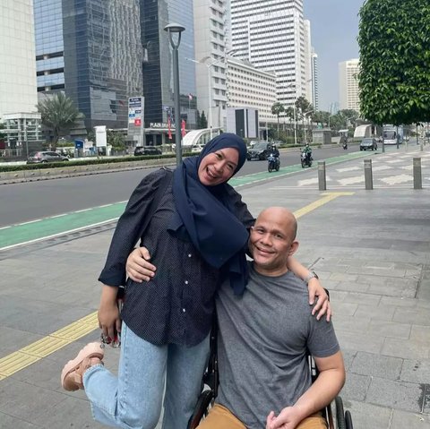 Potret Terbaru Harry Pantja Alami Stroke 3 Kali, Kini Berjuang Untuk Sembuh - Istri Setia Menemani