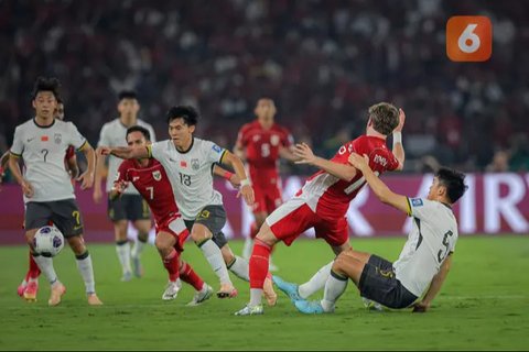 Striker Timnas Indonesia, Ole Romeny, saat menghadapi China dalam laga Kualifikasi Piala Dunia 2026 zona Asia di Stadion Utama Gelora Bung Karno (SUGBK) Senayan, Jakarta, Kamis (5/6/2025). (B