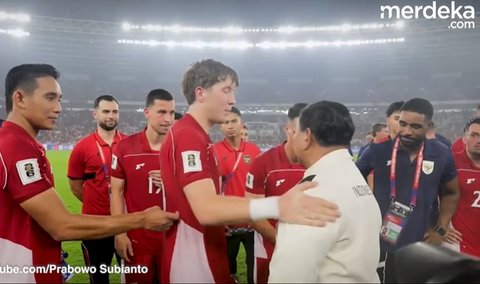 Ole Romeny Tepuk Pundak Prabowo Subianto