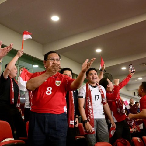 Saking Gembira, Presiden Prabowo Langsung Keluarkan Gaya Andalan Usai Timnas Indonesia Tumbangkan China