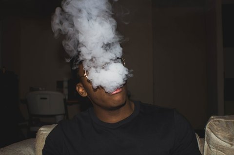 Efek Jangka Panjang Vape terhadap Paru-paru, Sama Mengerikannya dengan Rokok