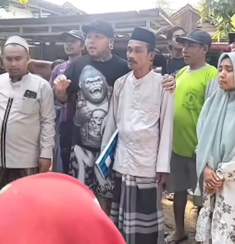 Sangar, Badan Penuh Tato Pria Ini Peduli Pendidikan Biaya Siswa dan Gaji Guru Ditanggung 'Anak-anak Enggak Boleh Bayar Iuran'