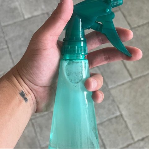 This homemade cleaner is effective, cheaper than store-bought and won't give you a migraine if you breath it in.