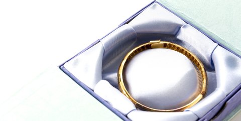 Ilustrasi Gelang Bangle