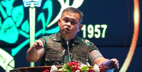 Merinding Pesan Kasad Jenderal Maruli di Depan Taruna Akmil