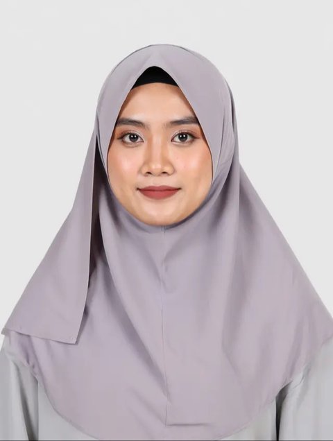 Model Hijab Layer Simpel Biar Penampilan Nggak Terlihat Tua