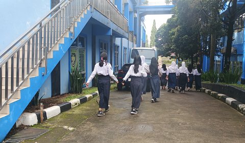 sekolah rakyat di bandung