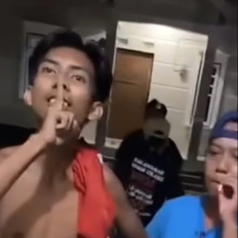 warga grebek