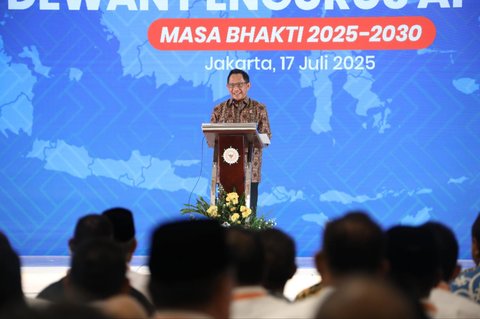 Mendagri Tito Kukuhkan Dewan Pengurus APKASI Masa Bakti 2025&ndash;2030