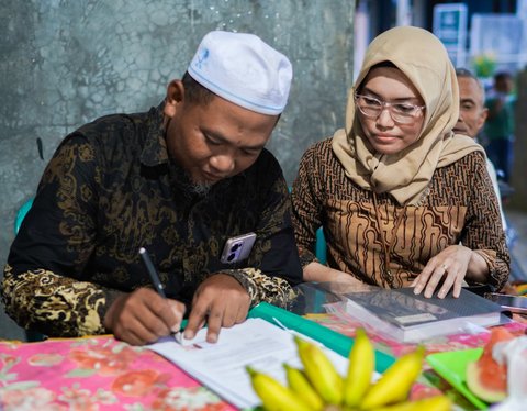 BRI Kudus Serahkan Mobil Suzuki XL7 Zeta untuk Pemenang Panen Hadiah Simpedes