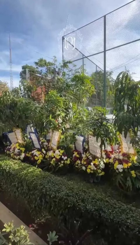 Kado Pernikahan Putri Karlina dan Anak Dedi Mulyadi