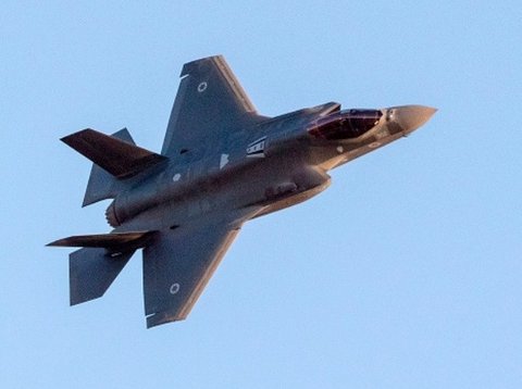 Jet tempur F-35 Lightning II buatan Amerika Serikat. (AFP/Jack Guez)