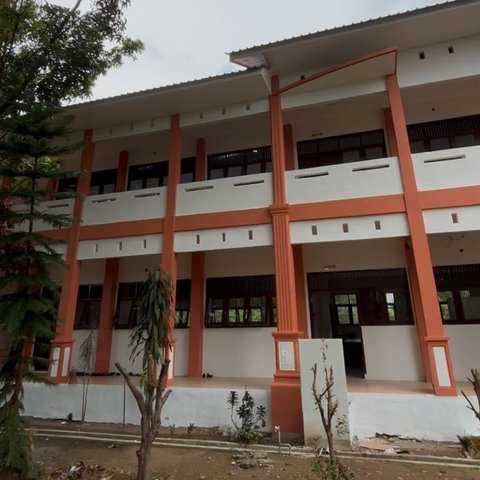 Sekolah Rakyat Menengah Atas (SRMA) 2 berbagi lokasi dengan SMA Unggul Ali Hasjmy