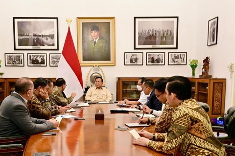 Presiden Prabowo Subianto membentuk Koperasi Desa Merah Putih. (Rusman - Biro Pers Sekretariat Presiden).
