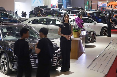 Suasana  Gaikindo Indonesia International Auto Show (GIIAS) 2025 di ICE BSD, Tangerang, Rabu (23/07/2025).