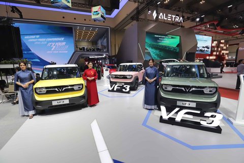 Salah satu stand di Gaikindo Indonesia International Auto Show (GIIAS) 2025 di ICE BSD, Tangerang, Rabu (23/07/2025).