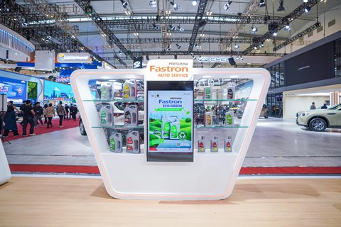 booth Pertamina di GIIAS 2025 mengusung tema 'Energizing the Acceleration'.