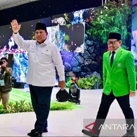 Presiden Prabowo Subianto menyoroti esensi Pasal 33 UUD 1945 tentang penguasaan negara atas kekayaan alam demi kemakmuran rakyat, memuji pidato Ma'ruf Amin.