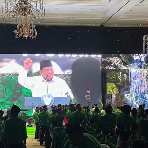 Presiden Prabowo Subianto saat menghadiri Hari Lahir (Harlah) ke-27 di Jakarta International Convention Center (JICC) (Liputan6.com/Nanda Perdana Putra