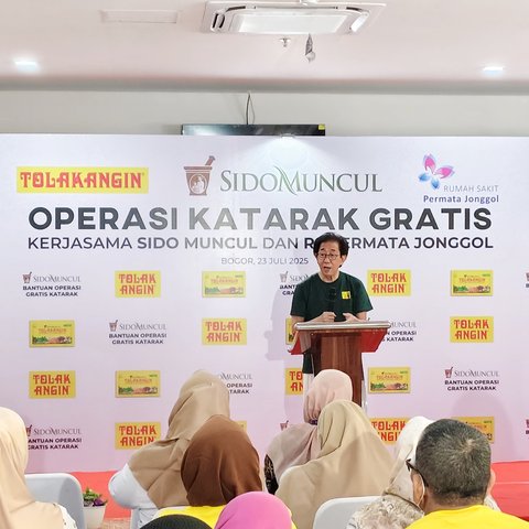 Direktur Sido Muncul, Dr (HC) Irwan Hidayat.