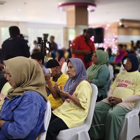 Operasi Katarak Gratis Kerja Sama Sido Muncul dan RS Permata Jonggol.