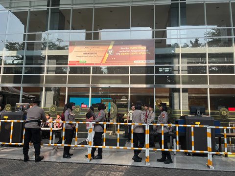 Pengadilan Tipikor Jakarta Pusat Dijaga Ketat Polisi Jelang Vonis Hasto
