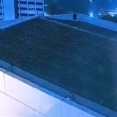 Rekaman CCTV diplomat muda ADP di atas gedung kemenlu
