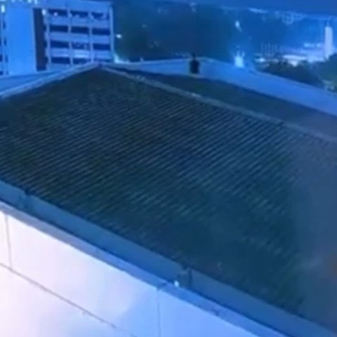 Rekaman CCTV diplomat muda ADP di atas gedung kemenlu