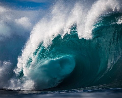 ilustrasi tsunami