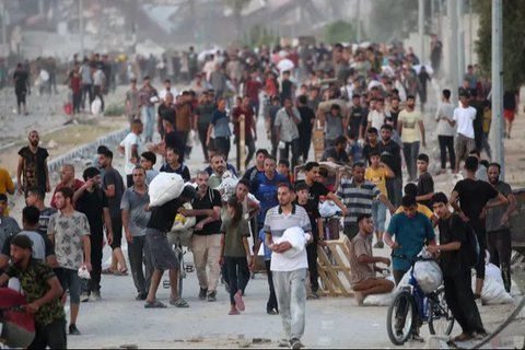 WFP menyebut stok penting seperti beras, minyak sayur, dan kacang-kacangan akan habis dalam satu sampai tiga hari mendatang. (AP Photo/Hatem Ali)