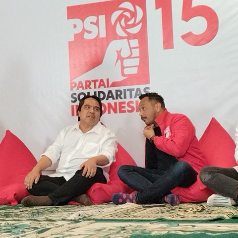 <p>Pakar komunikasi dan pegiat media sosial Ade Armando resmi bergabung ke Partai Solidaritas Indonesia (PSI) pada Selasa (11/4/2023). (Foto: Winda Nelfira/Liputan6.com).</p>
