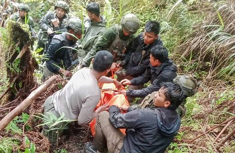 FOTO: Komandan Operasi KKB Tewas Ditembak Satgas Operasi Damai Cartenz di Intan Jaya