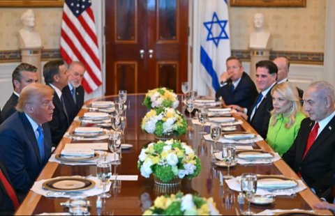 Netanyahu dan Trump di White House