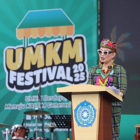 Tri Tito Resmi Buka Pameran Festival UMKM 2025 dan Pemeriksaan Kesehatan Gratis