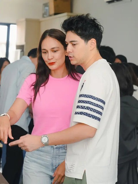 Kantor Baru Luna Maya Jadi Sorotan