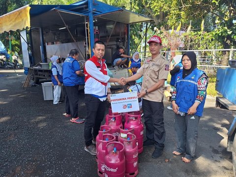 Pertamina Peduli Salurkan Bantuan untuk Korban Banjir di Mataram