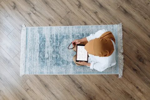 Ilustrasi Sholat. 2021 Merdeka.com/pexels-michael-burrows