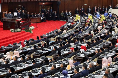 Presiden Prabowo Subianto menyampaikan pidato kenegaraan dalam Sidang Tahunan MPR RI dan Sidang Bersama DPR-DPD RI Tahun 2025 di Gedung Nusantara, Kompleks Parlemen, Jakarta, Jumat (15/8/2025).