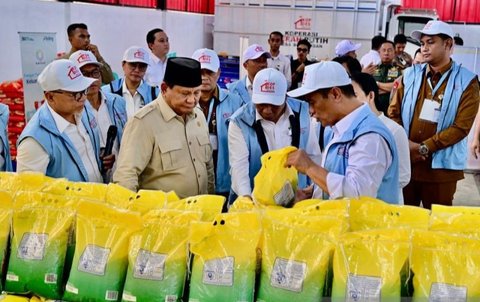 Koperasi Merah Putih di Klaten resmi diluncurkan! Akankah koperasi ini mampu mengatasi masalah barang kebutuhan yang langka dan mahal bagi warga desa?
