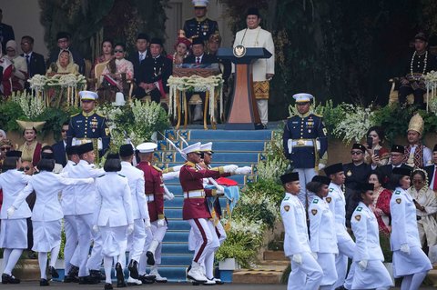 Presiden Prabowo Subianto saat Upacara Peringatan Detik-detik Proklamasi Kemerdekaan ke-80 Republik Indonesia di Istana Merdeka, Jakarta, Minggu (17/8/2025).