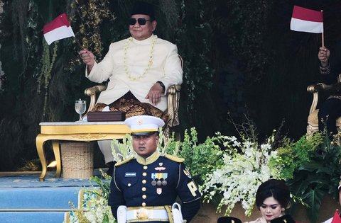 Presiden Prabowo Subianto saat Upacara Peringatan Detik-Detik Proklamasi Kemerdekaan ke-80 RI di Halaman Istana Merdeka, Jakarta, Minggu (17/8/2025).