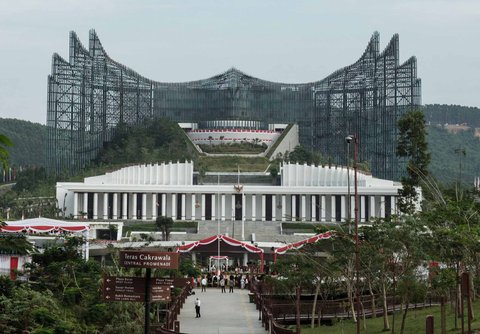 Suasana Istana Kepresidenan saat upacara peringatan Hari Kemerdekaan Indonesia ke-80 di Plaza Upacara di Ibu Kota Nusantara (IKN), Penajam Paser Utara, Kalimantan Timur, Minggu (17/8/2025).