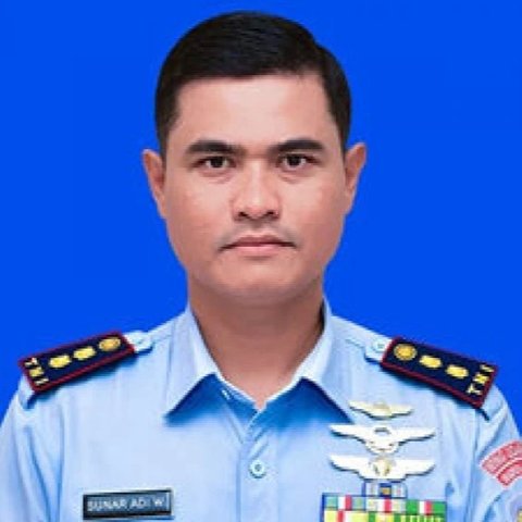 Kolonel Penerbang Sunar Adi Wibowo
