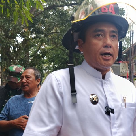 21 Kepala Keluarga Terdampak Kebakaran Dekat Pasar Ancol Bandung