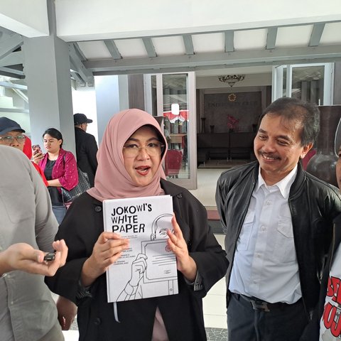Isi Buku Jokowi's White Paper Karya Roy Suryo Cs