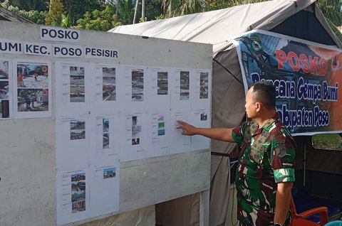 Posko tanggap bencana TNI AD  usai gempa bumi di  Poso, Sulawesi Tengah, Senin (18/08/2025).